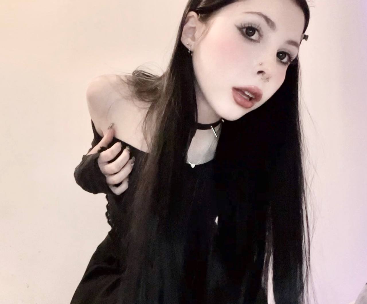 Vivian054