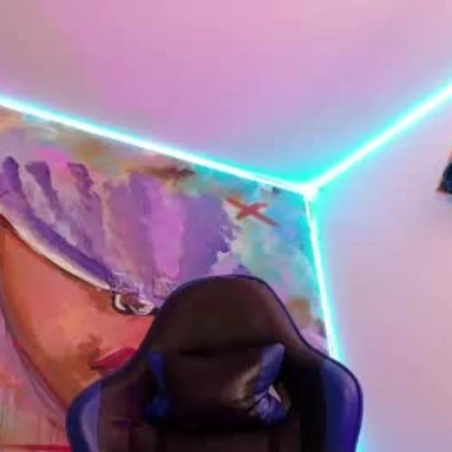 Adelineefoxxx profile photo