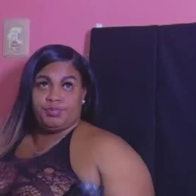 Curvyhomebebe profile photo