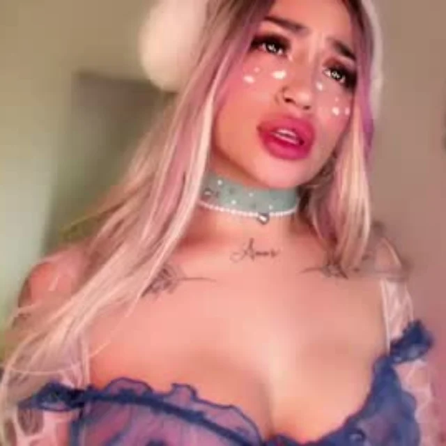 Hazeeell profile photo