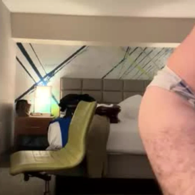 Italiankingstripper profile photo