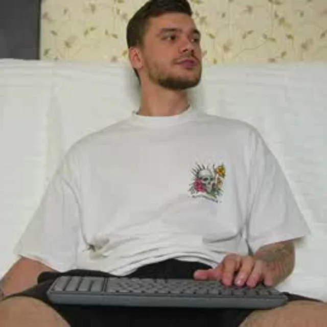Johnstoneisland profile photo