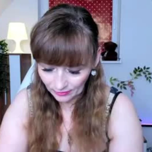 Naughtymilane profile photo