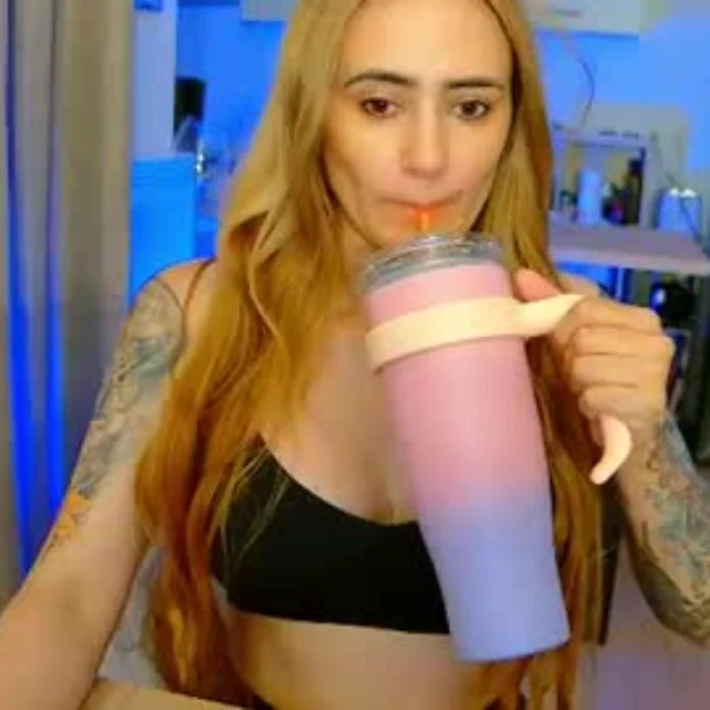 Pennyy__ profile photo